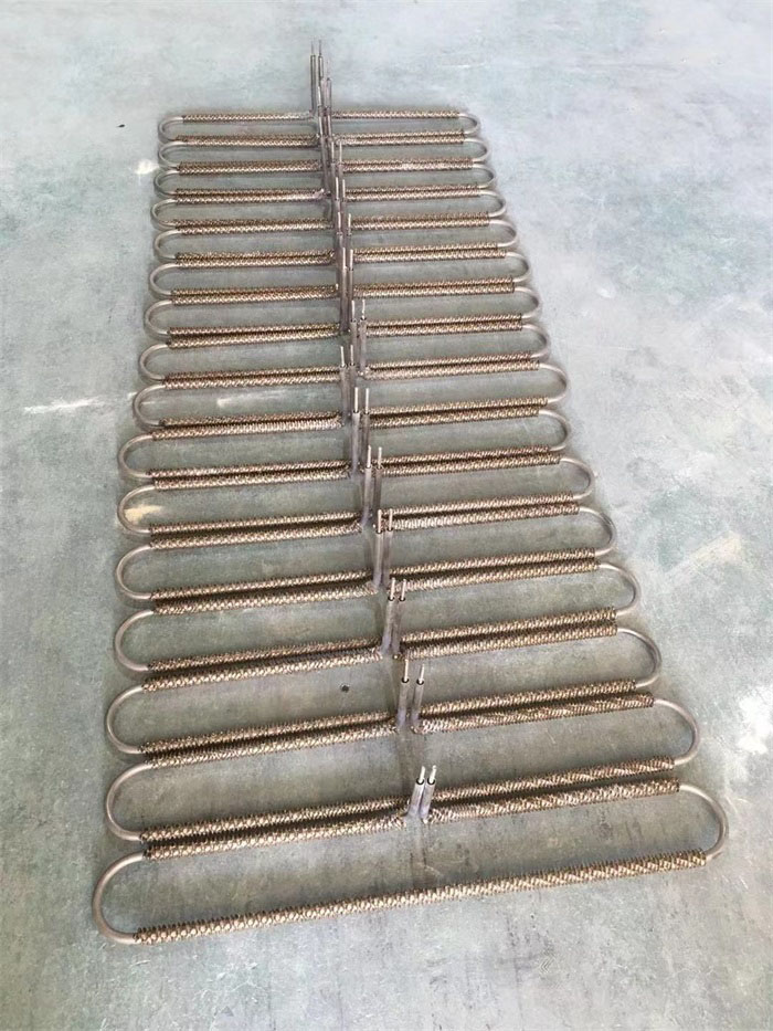 Finned heating tube